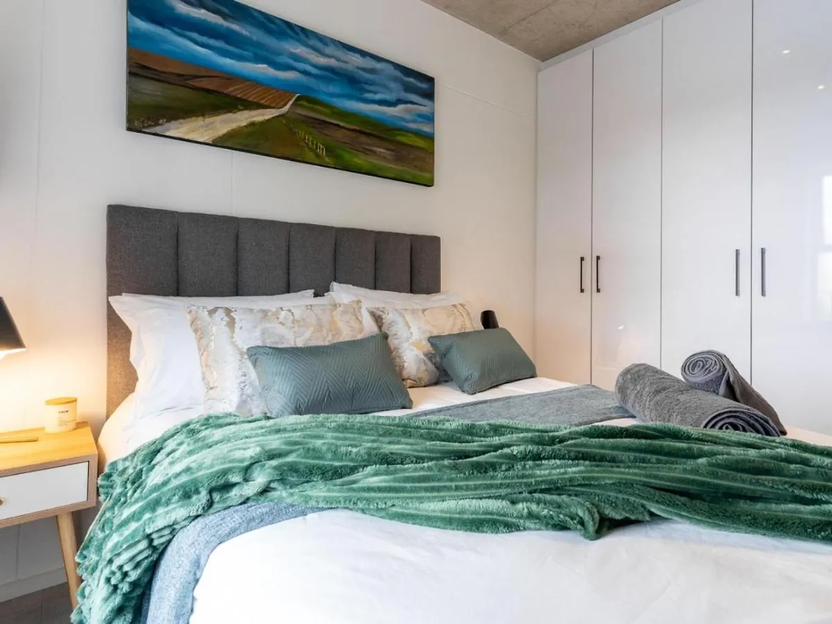 Luxury Accomodation At The Alphen Glen Cape Town Apartment