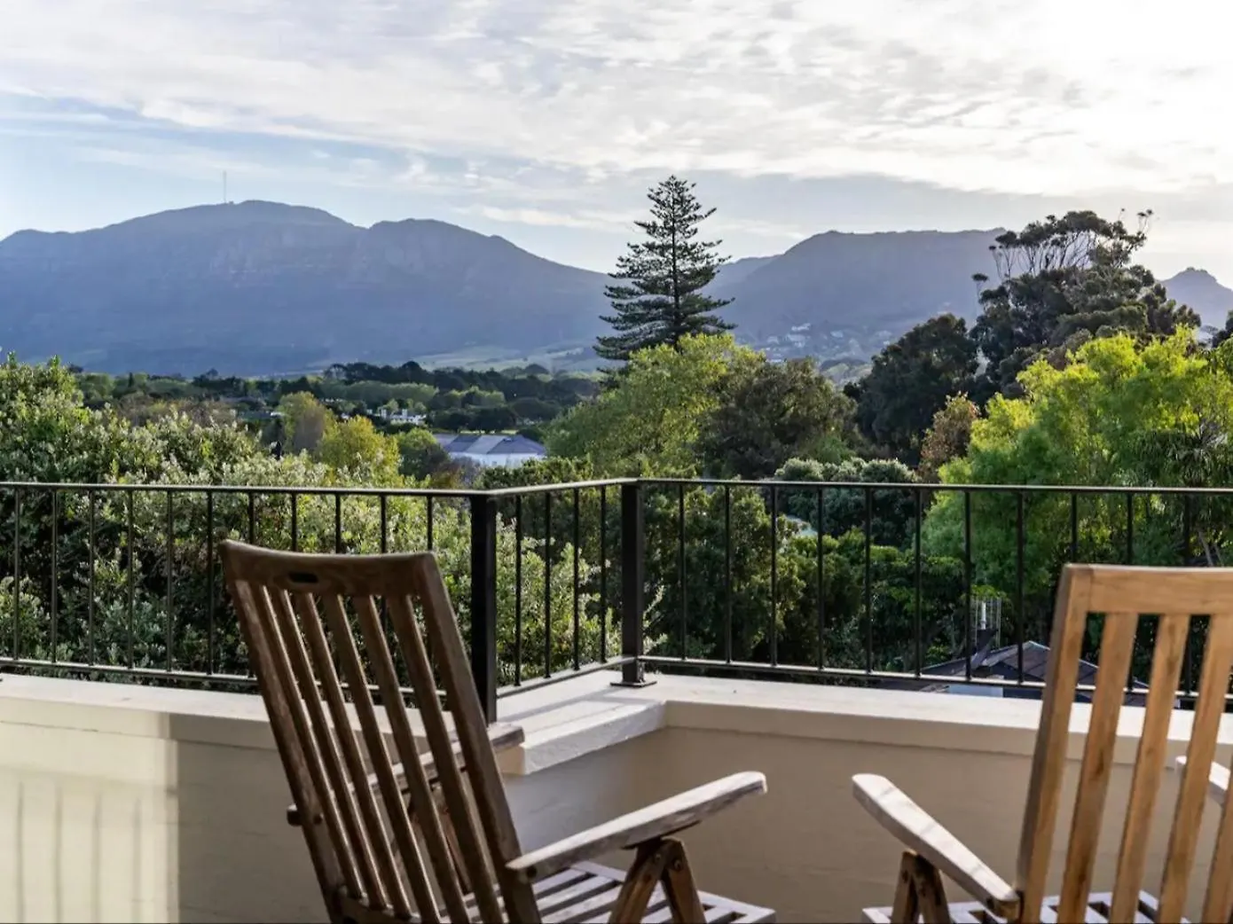 Apartment Luxury Accomodation At The Alphen Glen Cape Town